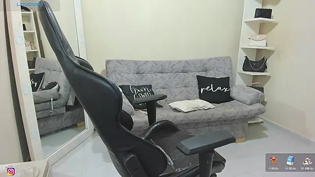 melody_pink_18 webcam