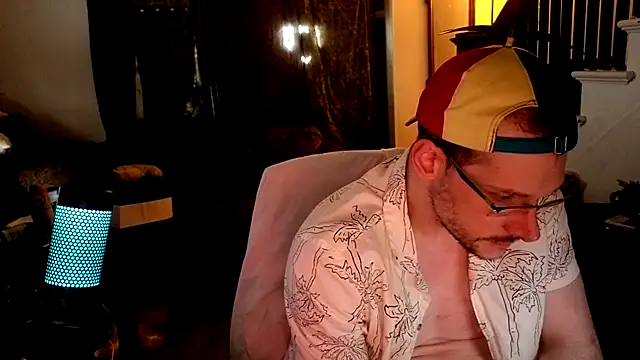 masterdaddycool (Ask my age) - ill flash my cock n spit
