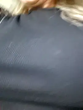 celynaross (Ask my age) - Make me screamwith pleasure
