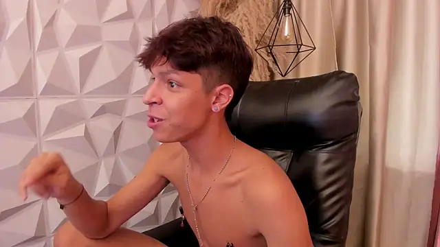 ethan_qop (M twink) - cum show
