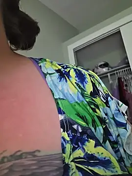 julimonroe live cam