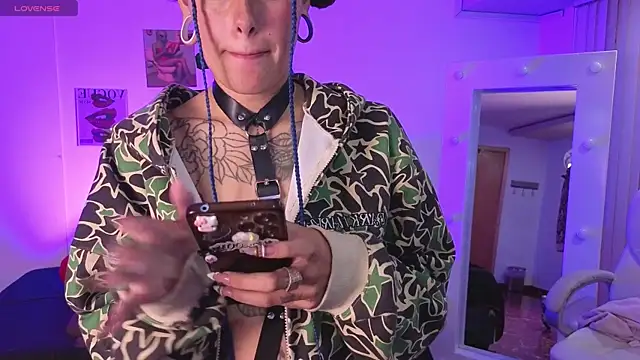_sharlotte777 webcam
