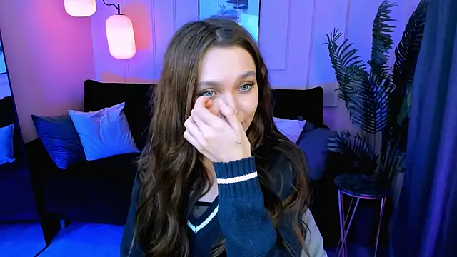 ChloeSunny webcam