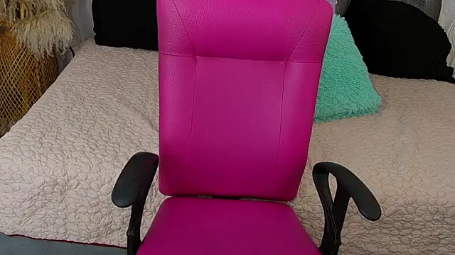 katt_eyes__ webcam