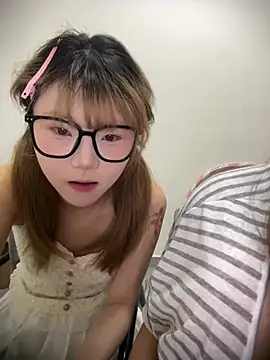 Rocket-Girl live webcam show