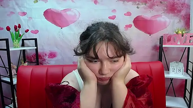NeonilaLisova webcam