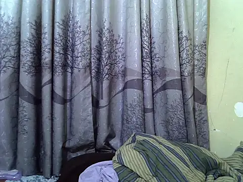 sweet_elisa001 - Sweet_elisa001's free webcam - UK Sex Cams