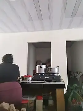 MiaBloom0 webcam