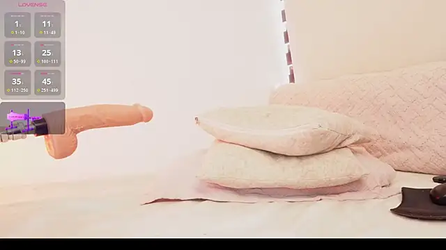 Alexxandra_12 webcam