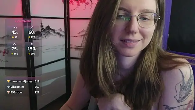 scarlettsrose live cam on StripChat