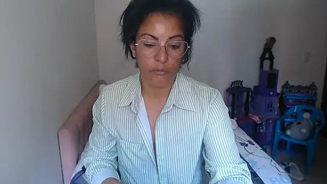 kateleyagrey live cam