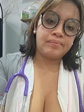 Melany-1 live cam on StripChat