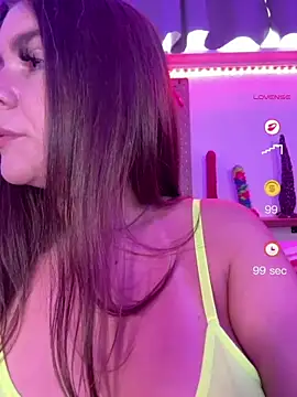 MaggyMayI webcam