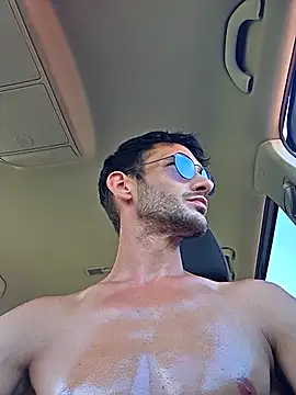Zeefy live cam