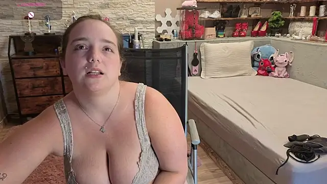 Kimberly-Caprice live cam