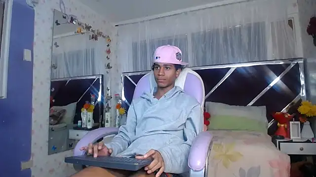 Santy_bigcock_01 webcam