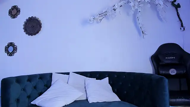 charlotte_mitchell_ webcam