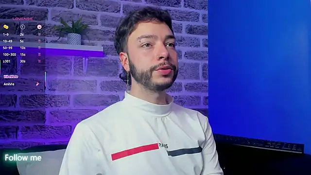 noah_ricci (M young) - Spit on your hard cock🔥