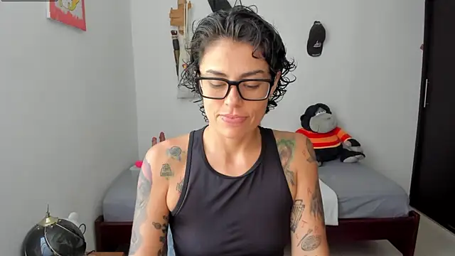 natt_op (F young) - cum baby