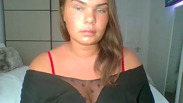 GEMMARMALADE live cam on StripChat