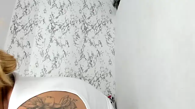 abigail_sandoval live cam on StripChat