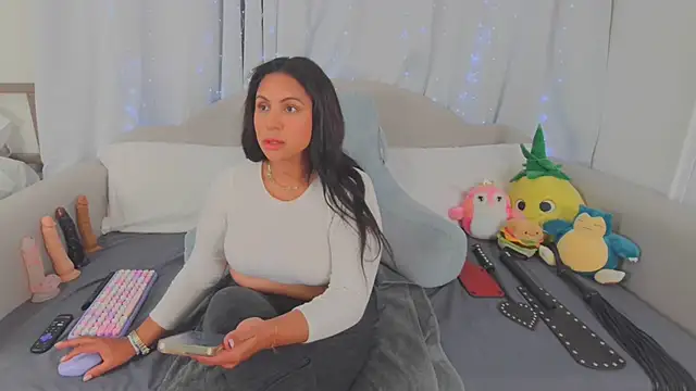 meghanxo (F milf) - Get mommy squirting 💦  💋