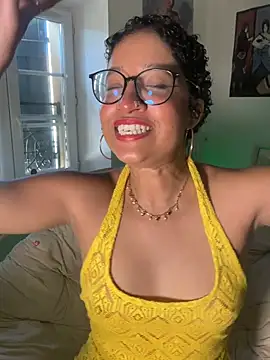 Lauyako_974 webcam