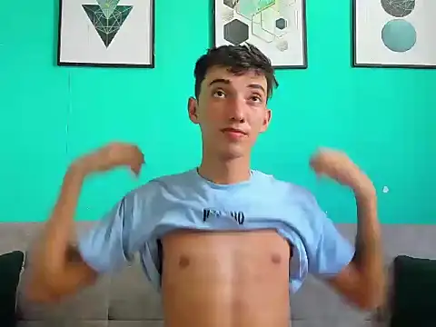 MaikolOrtizz live sex cam