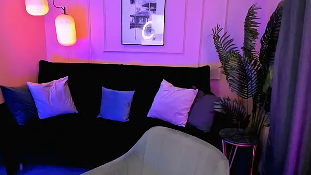 ChloeSunny webcam