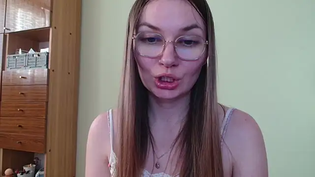 LooveELLYx live cam