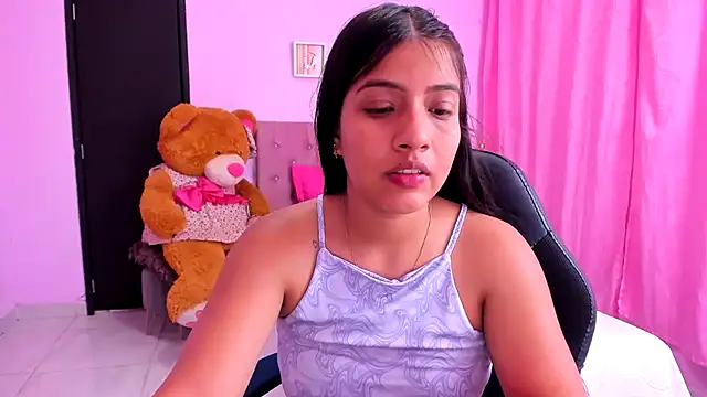 zara_cute webcam