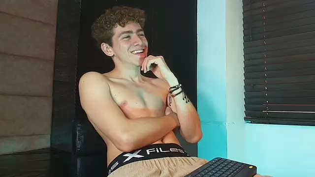 Tyler_Mcrey webcam