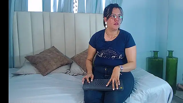 Sallydickinson webcam