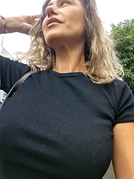 CelynaRoss Live Web Cam Show