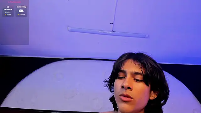 cheys_mast (M twink) - Hard dick
