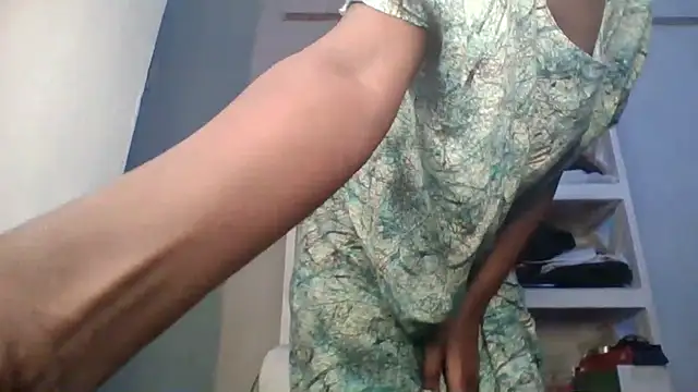 greeshi webcam stripchat model stream image