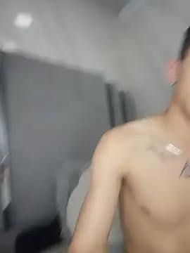 Axel_Romanov webcam