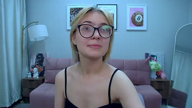 RuraBlare live cam on StripChat