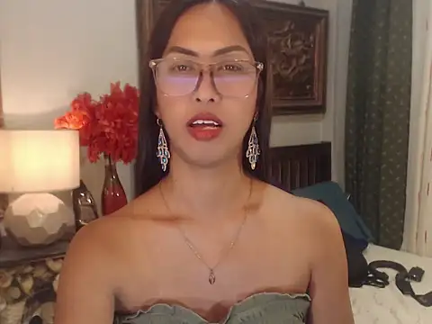 Nathalieheartt webcam