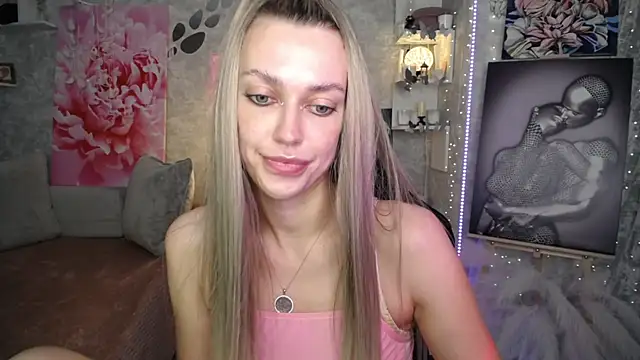 NickyAdamidi webcam