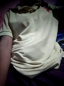 Lovely_jii23 webcam