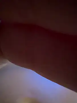 hotpaar2001 (Ask my age) - Slip ausziehen