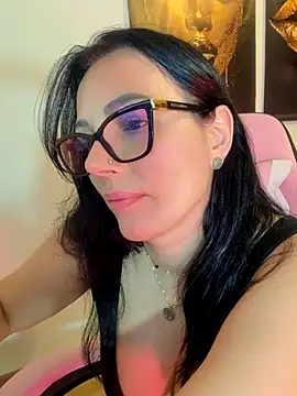ReiyaRey live webcam show