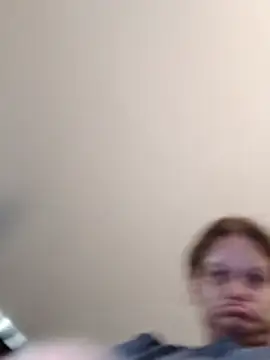 Earlybirdgetstheworm@xh webcam stripchat model stream image