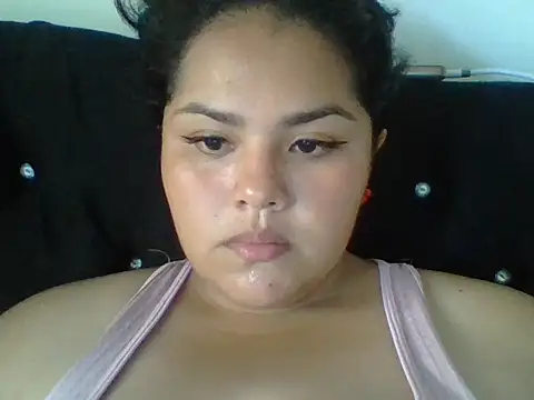MiaBloom0 webcam