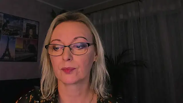vanessa_chat live cam on StripChat