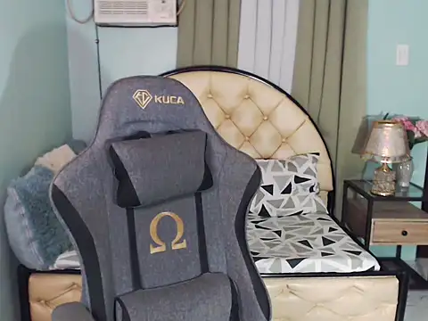 SexxyTsLoverr webcam