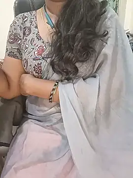 Tamil-hotwife live webcam show