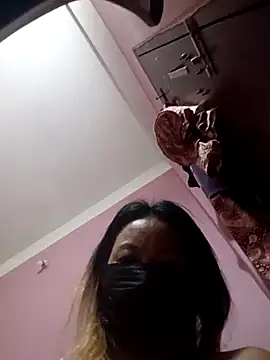 Bristy_BigBoobs live cam on StripChat