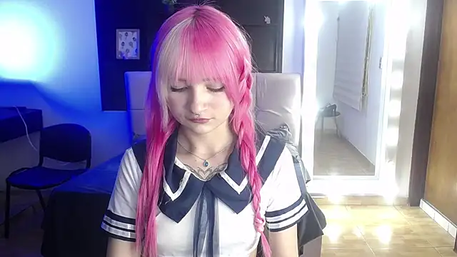 _Charlotte_Collins_ webcam